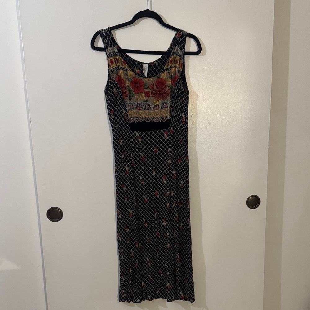 Vintage Floral Black and Red Women's Dress